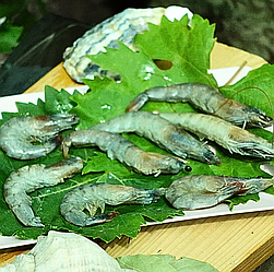 Креветка Ваннамей 70/80, сира, з головою