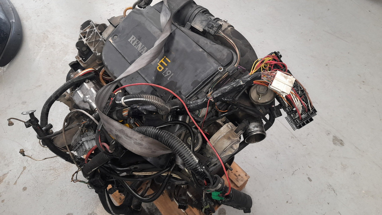 Двигун Опель Мовано 1.9 dci