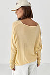 Джемпер вільного крою з необробленою горловиною — лимонний колір, ONE SIZE (є розміри), фото 2