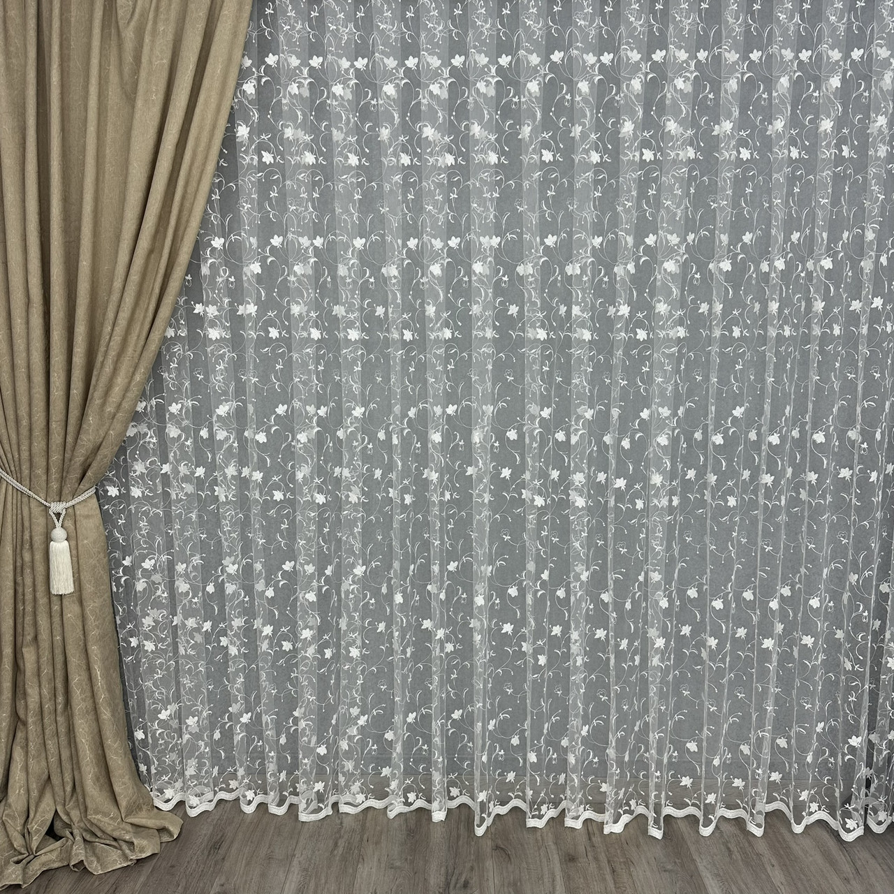 Якісна фатинова тюль з вишивкою айворі №2365 на відріз