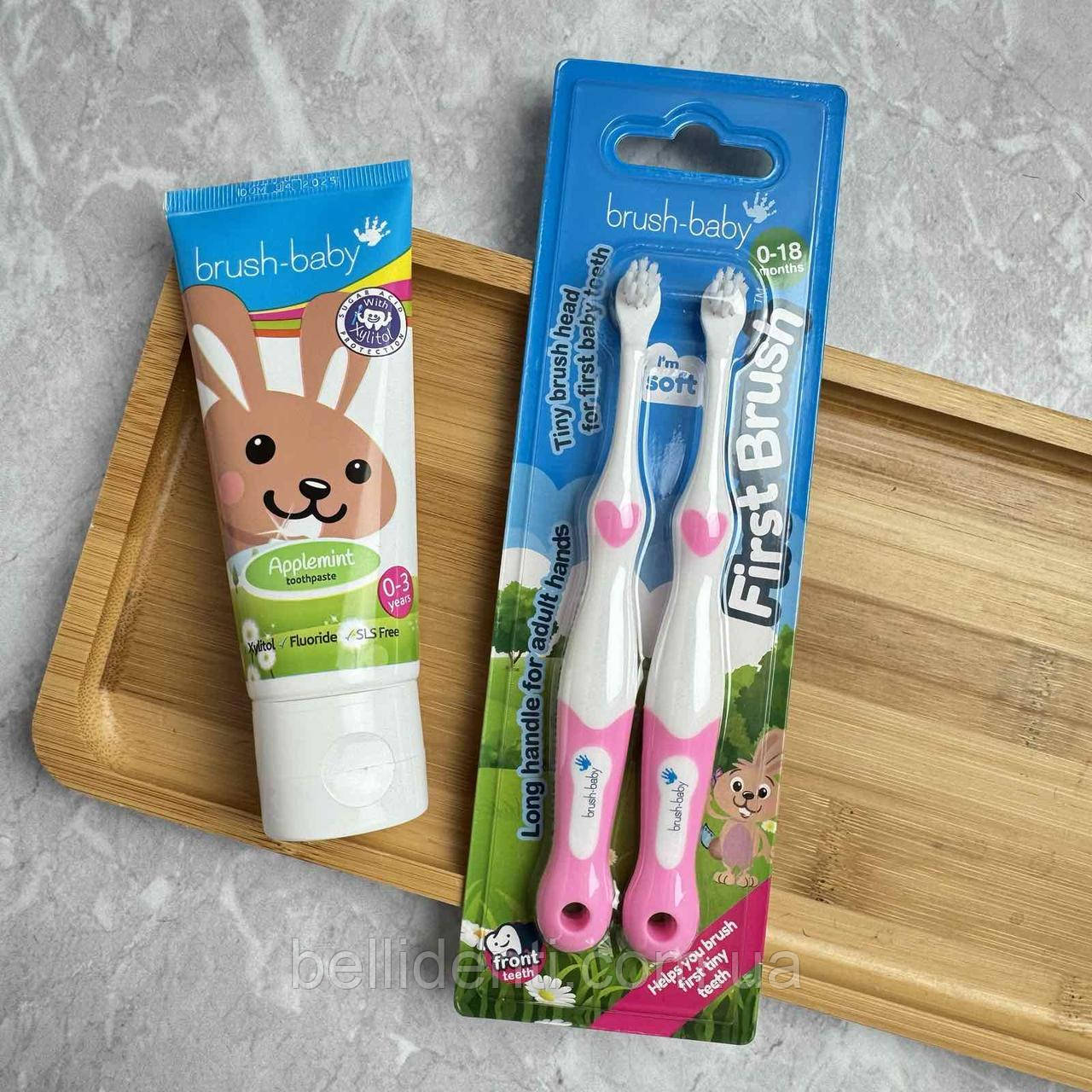 Набір Brush-Baby First Brush (паста 50 мл зайчик+2 рожеві щітки)