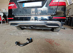 Швидкознімний фаркоп на Mercedes-Benz ML W166 2011-2015 на ключах