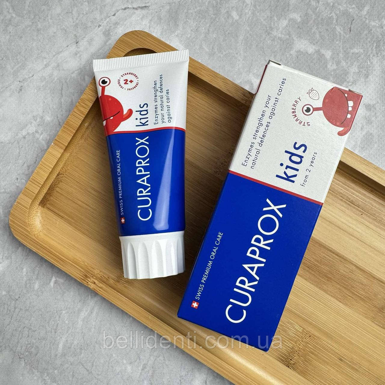 Дитяча зубна паста Curaprox Kids із фтором 950 ppm (від 2 років), смак полуниці, 60 мл