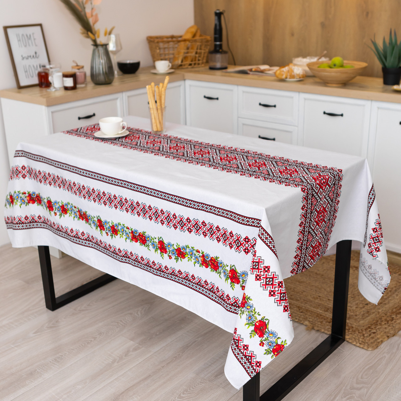 Скатертина бавовняна "Буковина" (червона) 1.8 м х 1.5 м, фото 1
