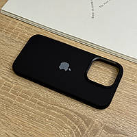Чорний чохол для iPhone 16 Pro із м'якою підкладкою, захищений матовий Silicone Design