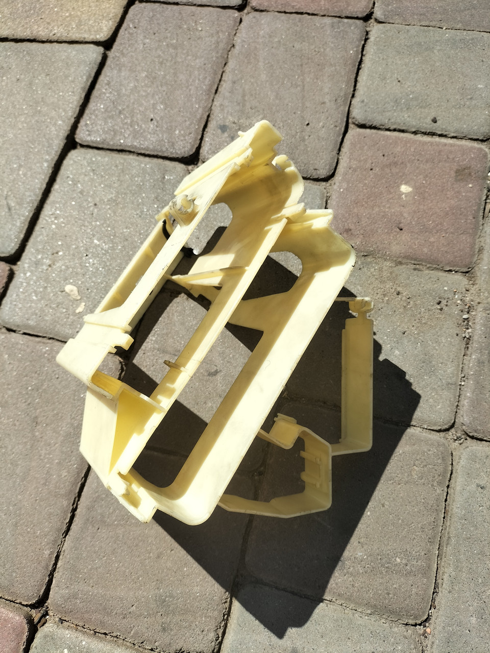 Кронштейн блоків bmw е46 12901437377