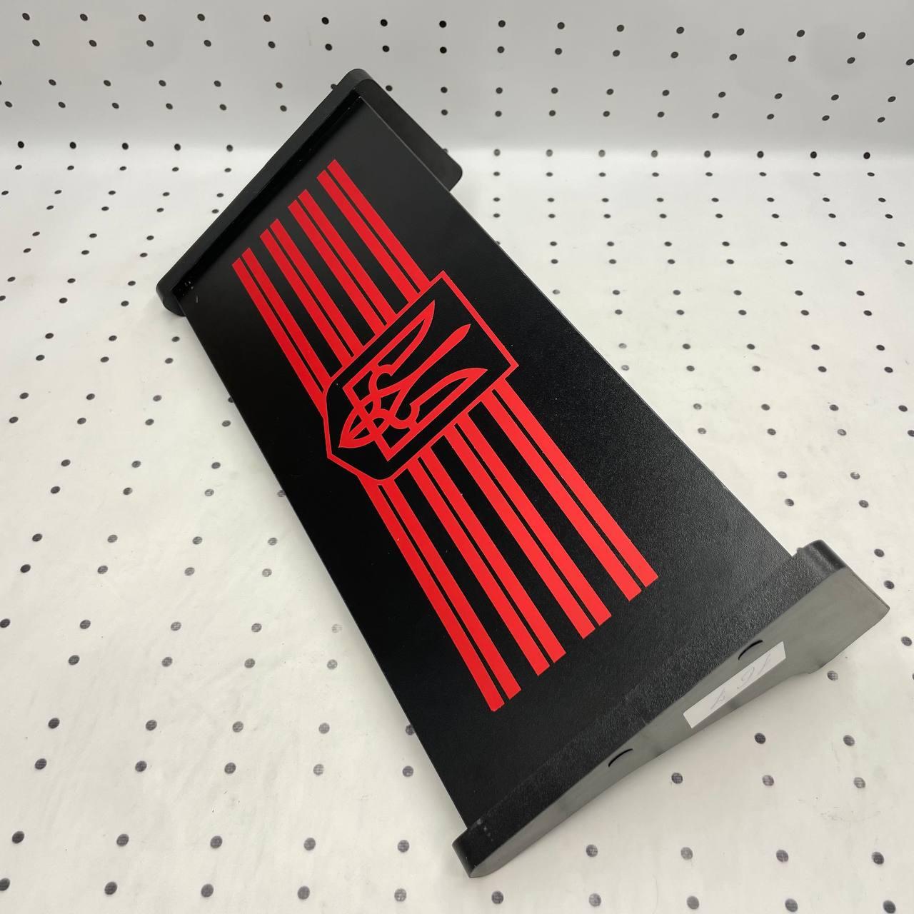 Полка приборної панелі МТЗ УК з 1990 - 1998 на металеву панель (червона), фото 1