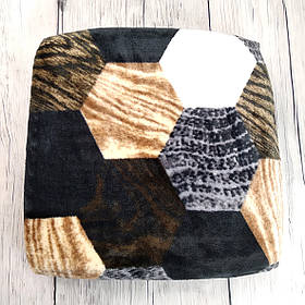 Подушка на табуретку з мікрофібри з гумкою на поролоні 35х35см Соти