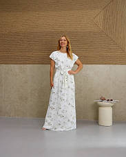 Довга сукня, літня в молочному кольорі з бежевими квітами "Аліна". Розміри від 44 до 58, фото 2