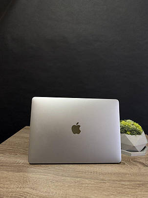 Б/в Ультрабук Apple MacBook Pro 13 13.3" 2560x1600| Apple M1| 8 GB RAM| 256 GB SSD|, фото 2