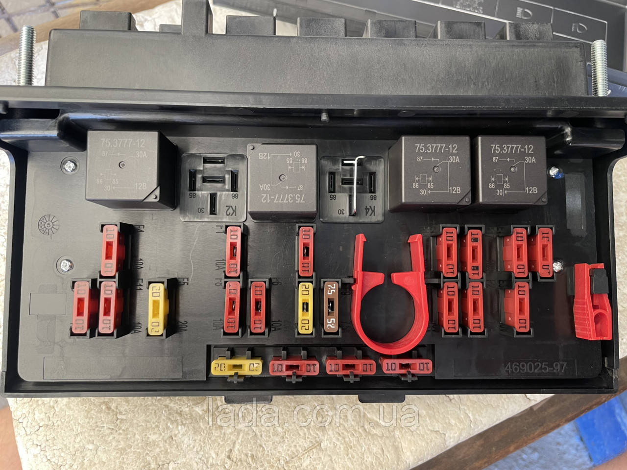 Блок запобіжників і реле 402.3722 ВАЗ 2104, ВАЗ-2105, ВАЗ 2107, фото 1