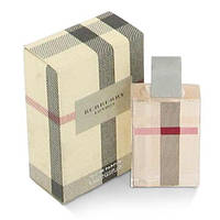 Стиль Burberry - для любителів англійської класики.