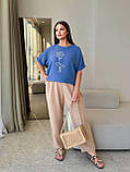 Синя вільна жіноча лляна футболка Троянда батал, фото 3