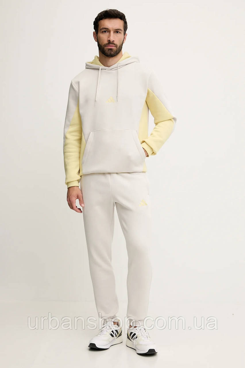 Urbanshop com ua Спортивний костюм adidas FL CB HD TS колір бежевий JI8886 РОЗМІРИ ЗАПИТУЙТЕ