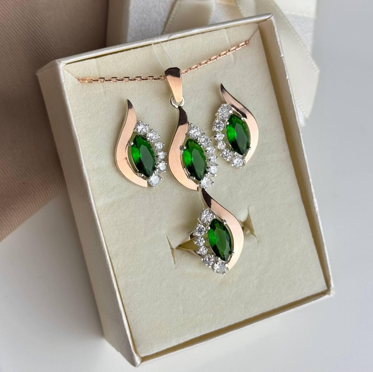 Срібний комплект з золотими пластинами Сережки Каблучка