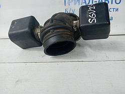 Патрубок повітряного фільтра Suzuki Grand Vitara JT 2.4 БЕНЗІН J24B 2006 (б/у)