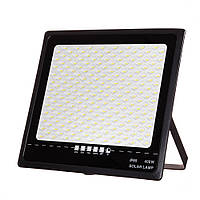 Потужний led прожектор на сонячній батареї 400Вт 6500K IP65 3200Лм з пультом