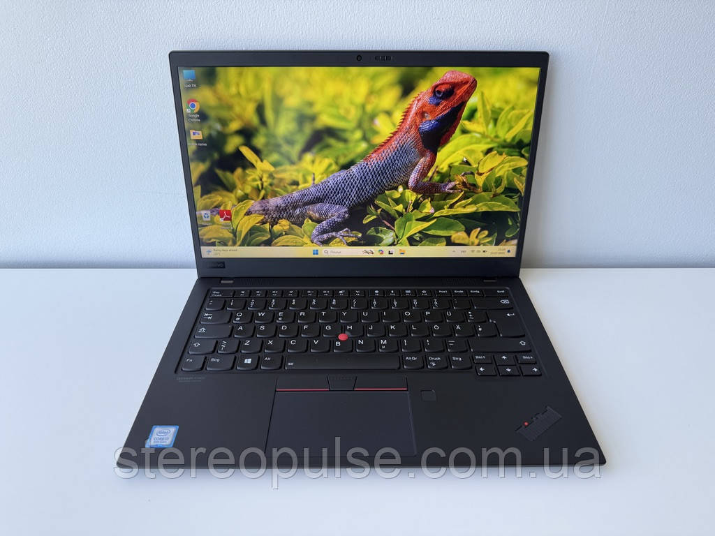 Ноутбук Lenovo ThinkPad X1 Carbon: Intel Core i7-8565U, 16Gb LPDDR3, 256Gb SSD