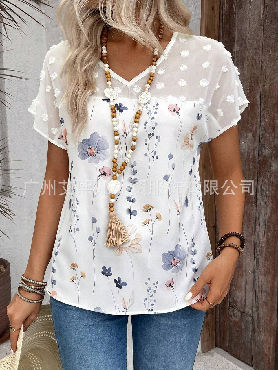 Легка літня блузка з ніжним квітковим принтом, фото 1