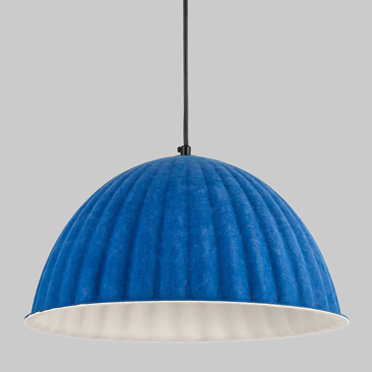 Дизайнерський підвіс-люстра 35см із фетра в синьому кольорі (805-1890-1)