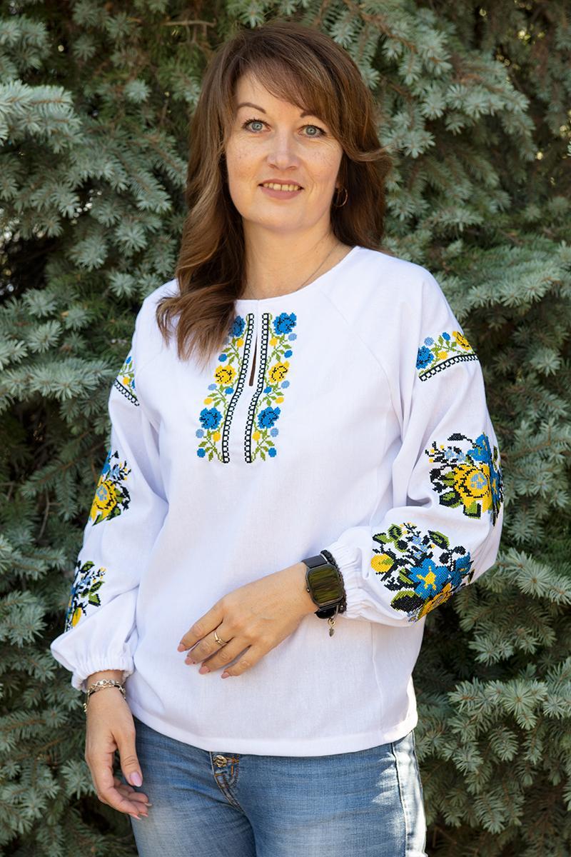 ΠΠΈΡΠΈΠ²Π°Π½ΠΊΠ° ΠΆΡΠ½ΠΎΡΠ° Π±ΡΠ»Π° Π· ΡΠΈΠ½ΡΠΌΠΈ Ρ ΠΆΠΎΠ²ΡΠΈΠΌΠΈ ΠΊΠ²ΡΡΠ°ΠΌΠΈ Ρ
ΡΠ΅ΡΡΠΈΠΊΠΎΠΌ Π½Π° ΡΡΠΊΠ°Π²Π°Ρ
Ρ Π³ΡΡΠ΄ΡΡ
Ρ ΠΏΠ°ΡΡΡΠΎΡΠΈΡΠ½ΠΎΠΌΡ ΡΡΠΈΠ»Ρ