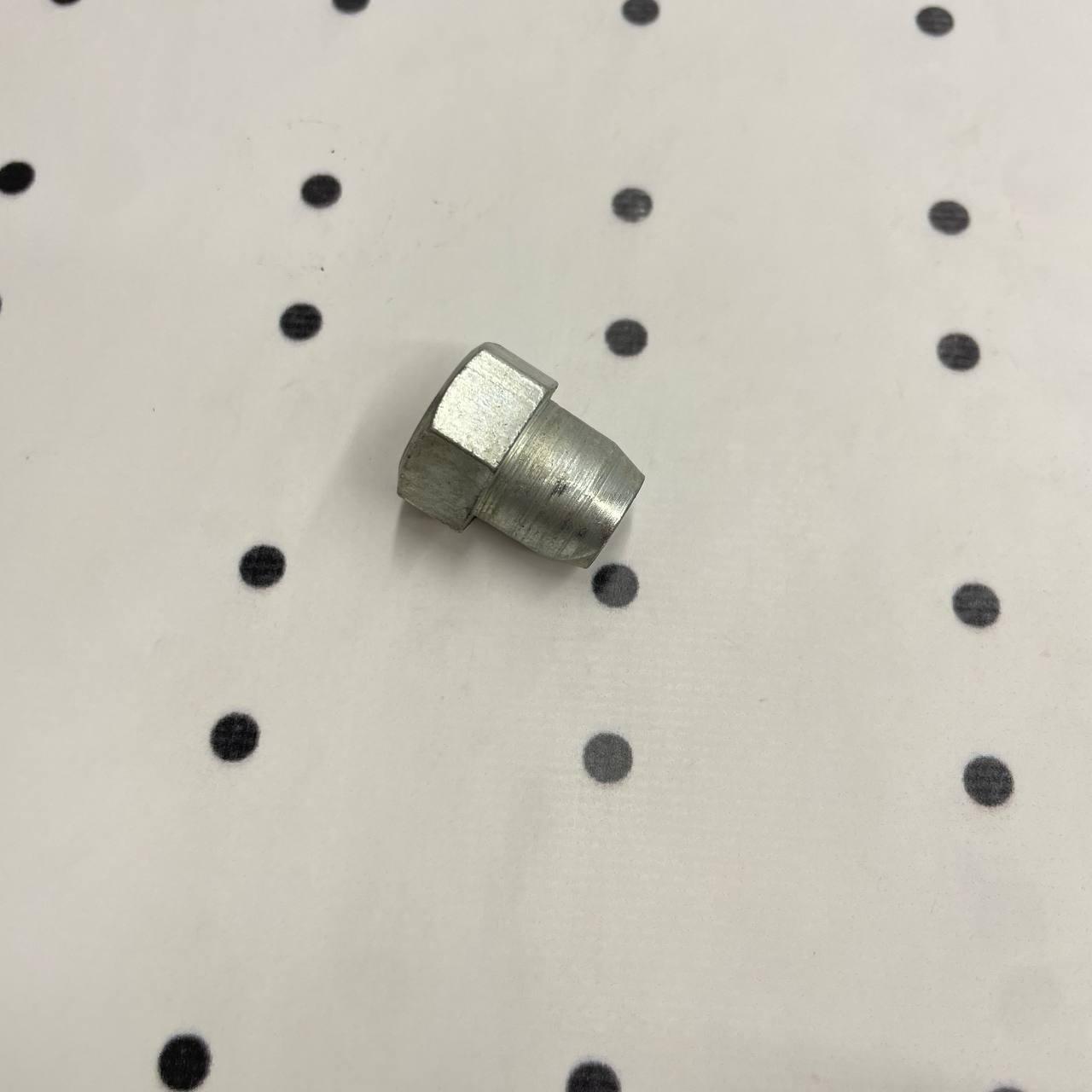 Гайка кришки клапанів МТЗ Д-240 (пр-во ММЗ) 50-1003104-А, фото 1