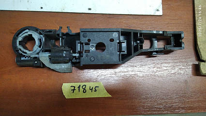 Корпус ручки дверей задня ліва Renault Clio III (2004-2008) 000071845