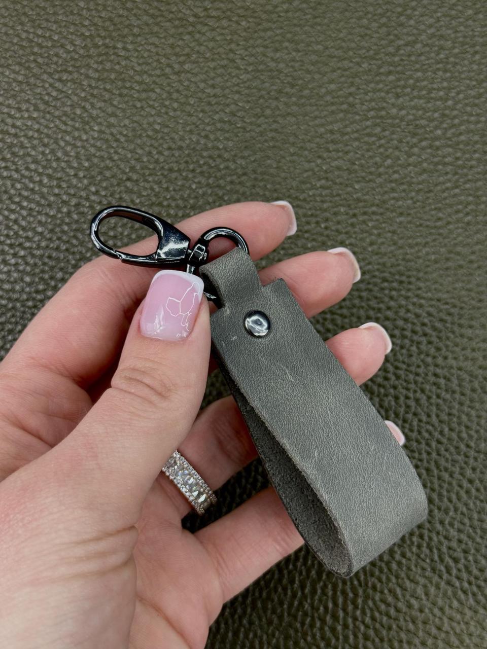 Брелок шкіряний SKILL (сірий), фото 1