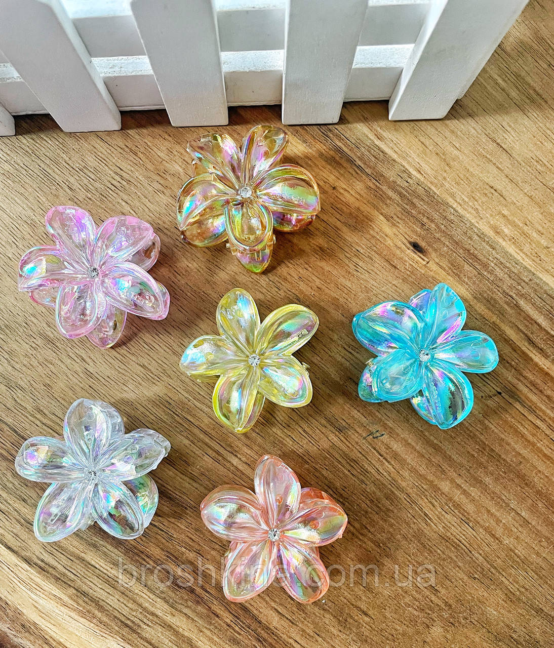 Краби для волосся пластикові оптом 3,5*3,5 см 12 шт/уп  ГАВАЙСЬКА КВІТКА ПРОЗОРА ЗІ СТРАЗОМ, фото 1