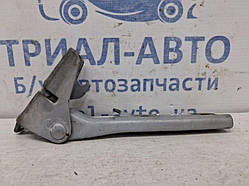 Петля капота ліва Mitsubishi Pajero Wagon 3 3.2 ДИЗЕЛЬ 4M41 2000 (б/у)