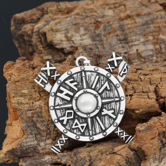 Кулон Два рунічних сокири