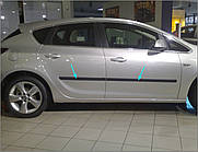 Молдинги на двері для Opel Astra J 2009-2015