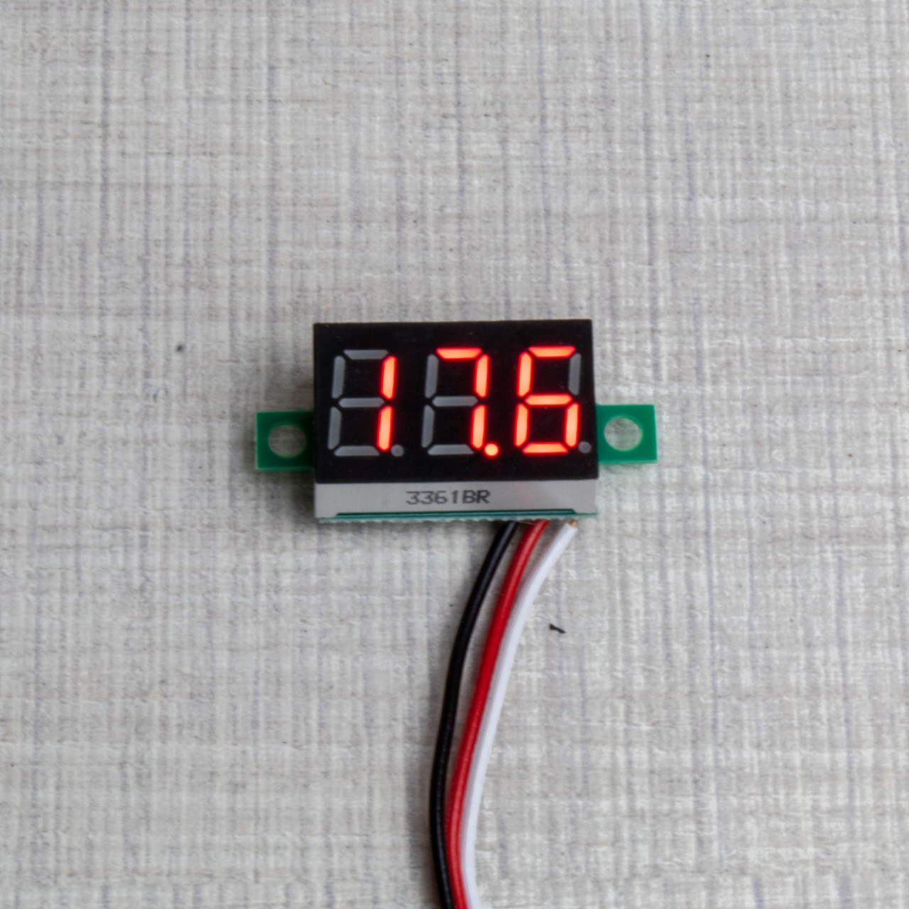 Вольтметр постійного струму LED 0,36" 0 - 30.0 В захист від переполюсування червоний