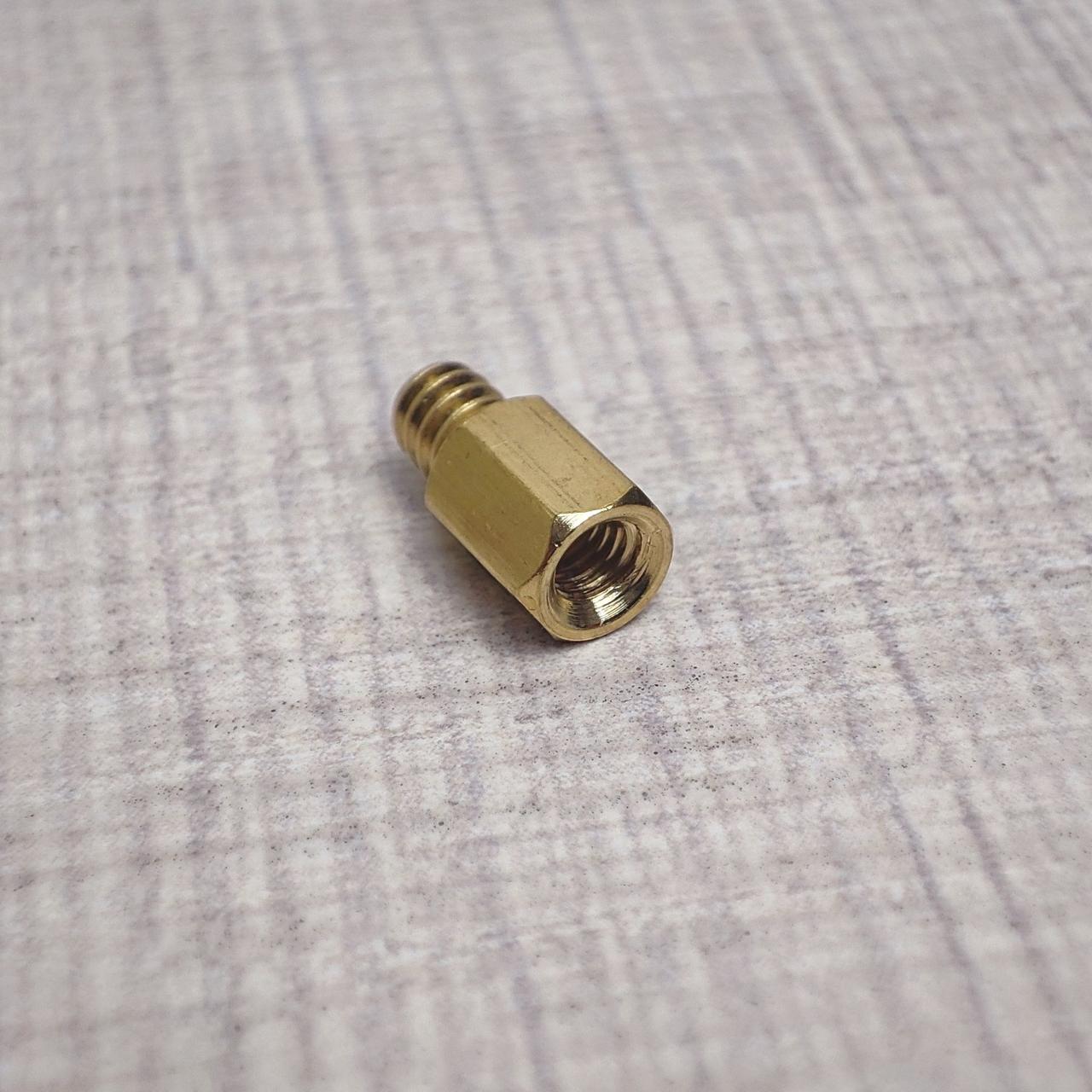 Стійка для материнської плати ПК 20шт внутр. М3, зовнішн. M3.5х0.8, #6-32 латунь