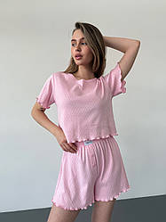Комплект домашній з бавовни футболка і шорти рожевий
