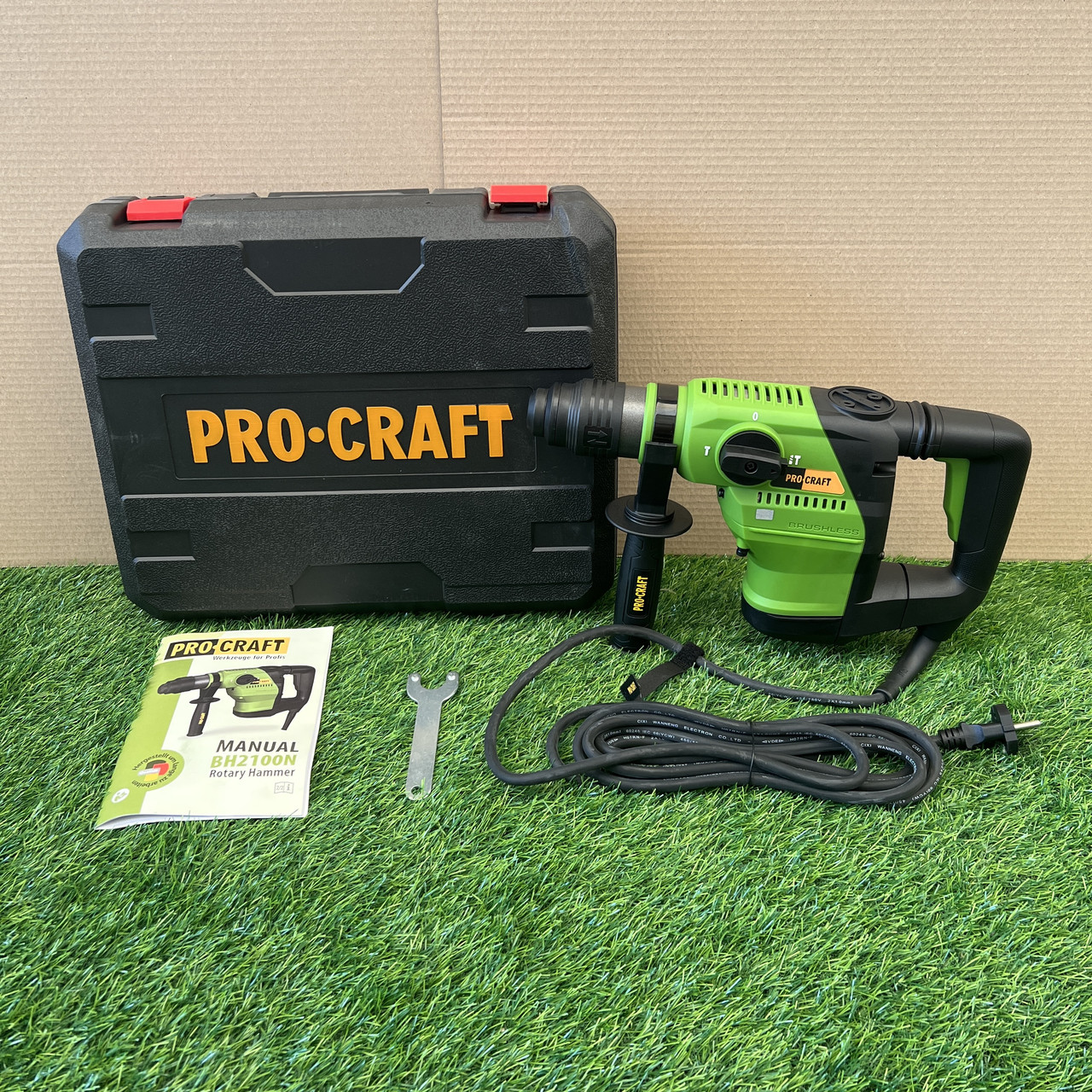 Безщітковий бочковий перфоратор Procraft BH2100N (1260 Вт, 8 Дж, SDS PLUS) у кейсі. Перфоратор Прокрафт BH2100N, фото 1