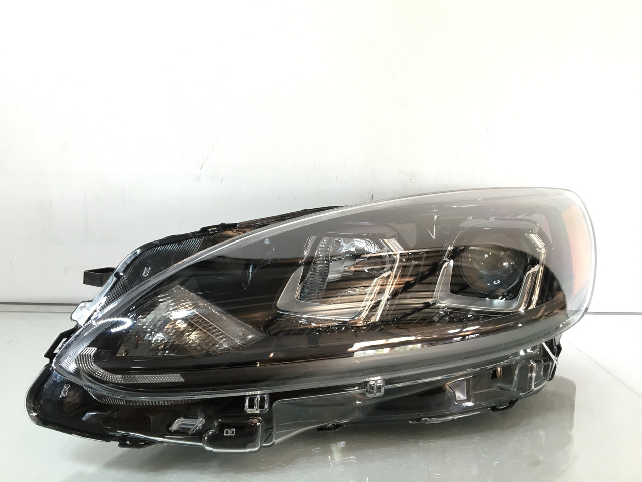 Фара Ford Escape MK4 2020- галоген Led ДХВ 1 лінза LJ6B13W030BF ліва, фото 1