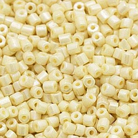Бісер чеський Preciosa Рубка перлиновий  901 / 46113 калібр 10/0 Молочний 5 грам