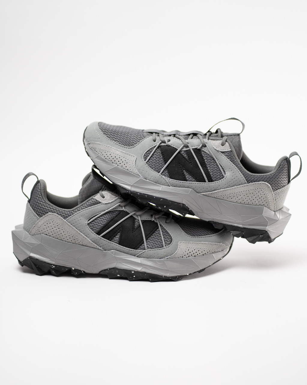 Чоловічі кросівки New Balance Tektrel MTTTRSCG Grey-Black сіро-чорні Оригінал