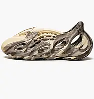 Urbanshop com ua Тапочки чоловічі Adidas Yeezy Foam Runner Brown/Beige GX8774 РОЗМІРИ ЗАПИТУЙТЕ