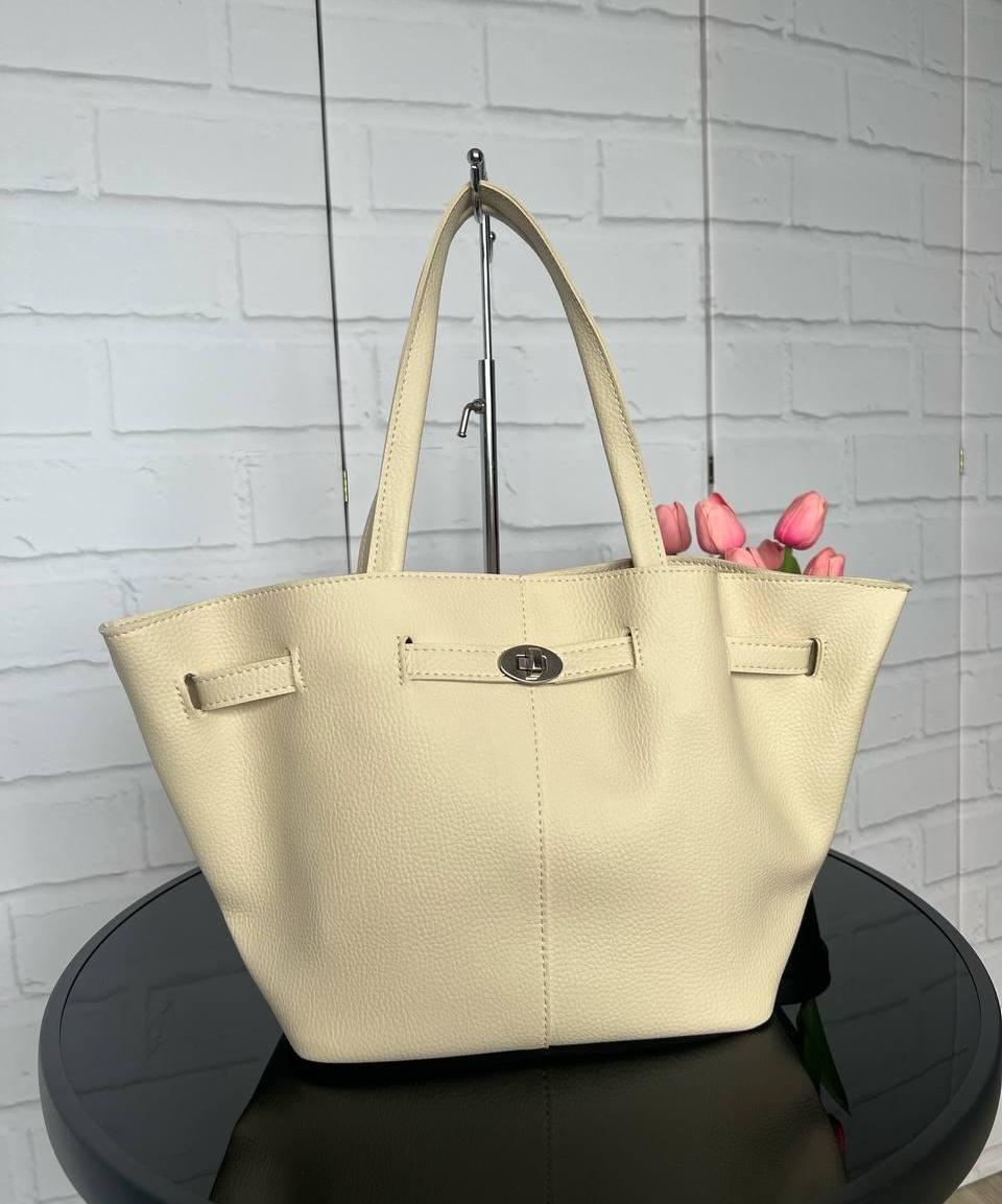 Велика жіноча сумка формату А4 містка зручна бежева шкірзам