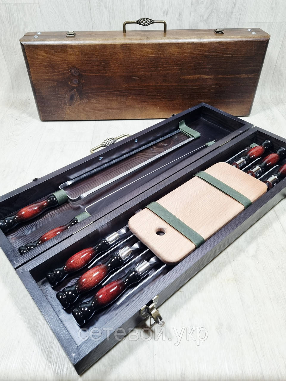 "Дортан'ян" Набір шампурів у дерев'яному кейсі 9 предметів ЕКОЛОГІЧНІ МАТЕРІАЛИ