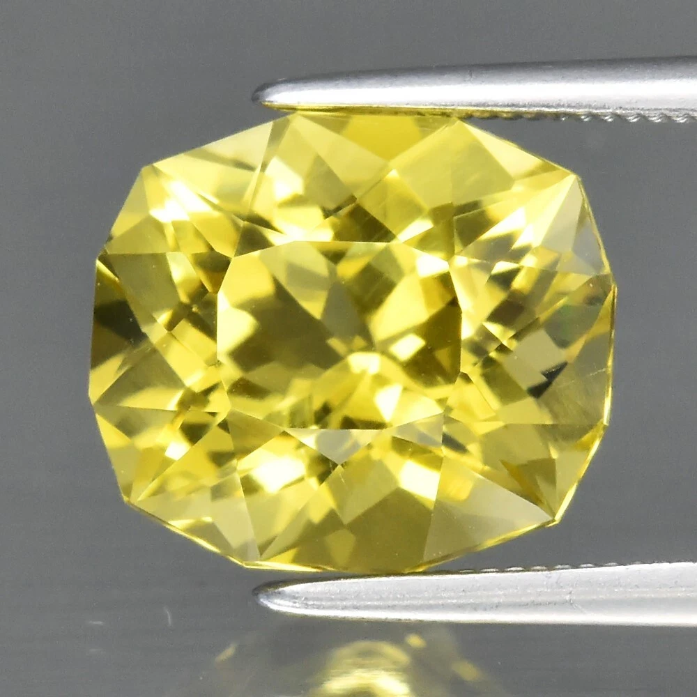 4.10 каратів Природний лимонний кварц