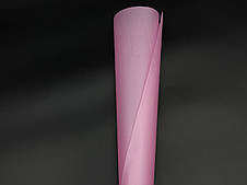Плівка для квітів однотонна. Колір рожевий 58х58см.