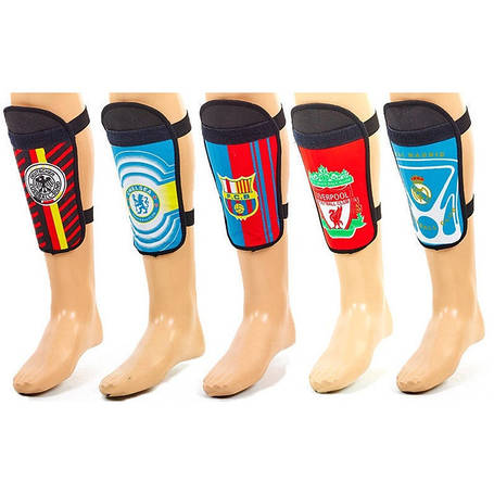 Футбольні щитки