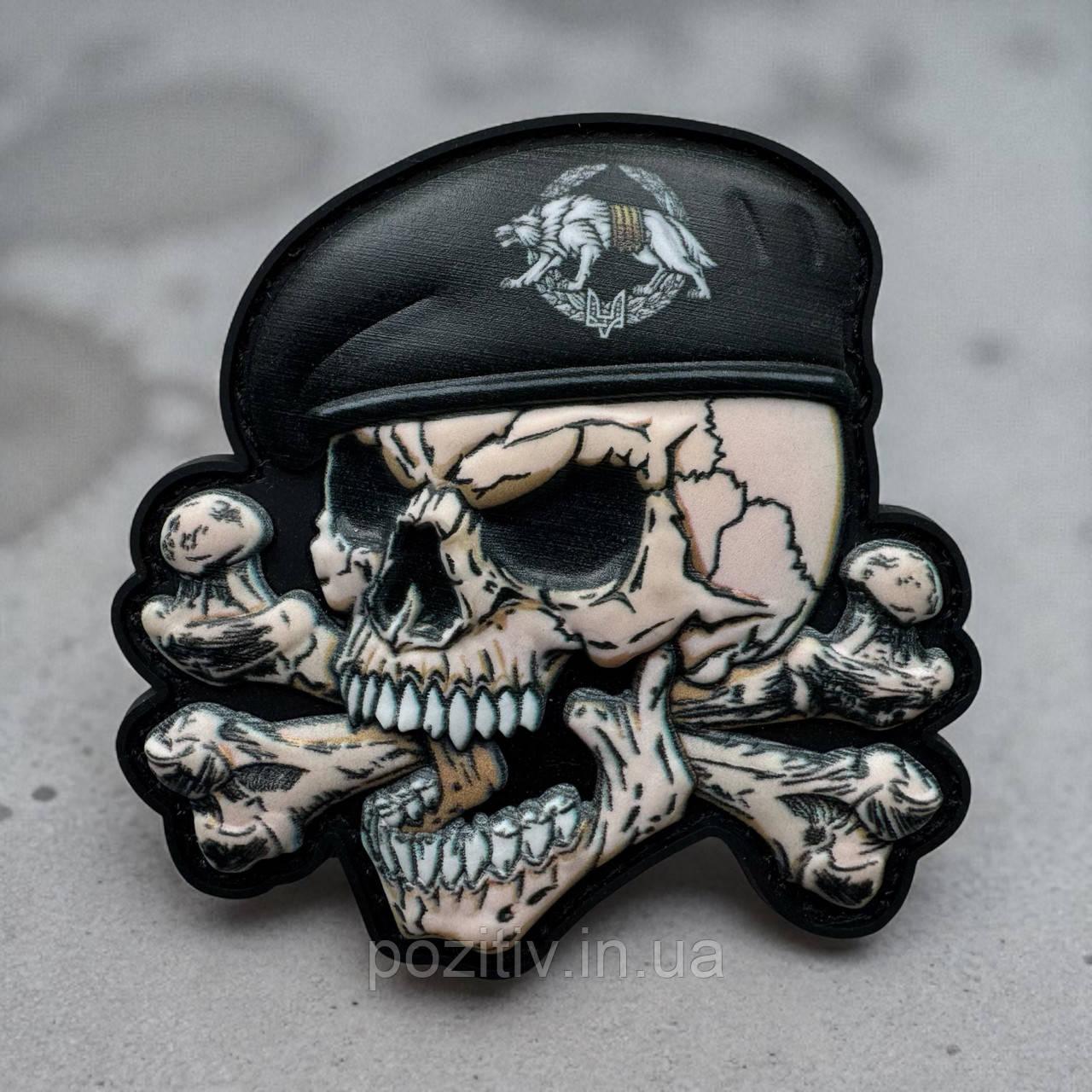 Патч шеврон Череп із кістками в береті ССО на липучці пвх, фото 1