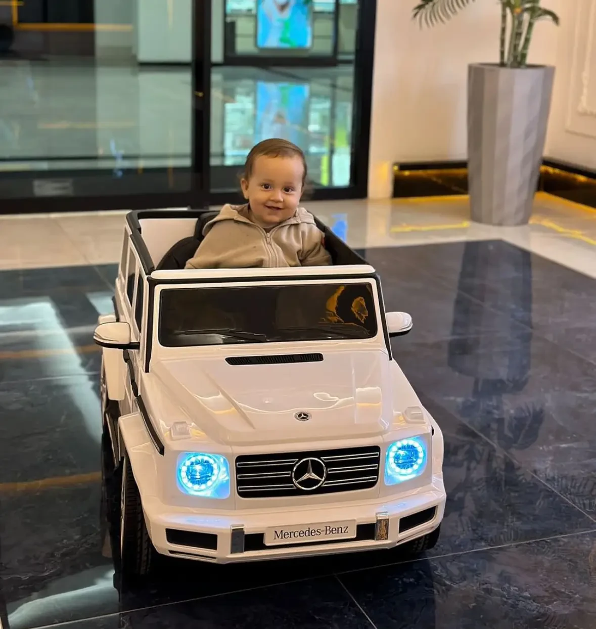Дитячий електромобіль M 5028 EBLR Mercedes, 4 двигуни, фото 1