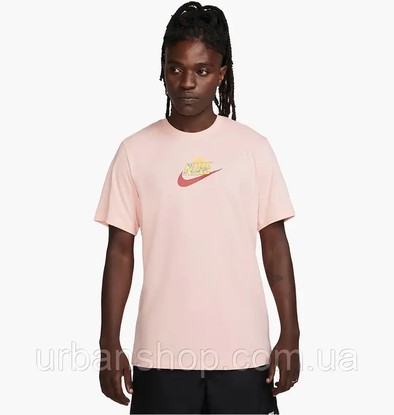 Urbanshop com ua Футболка чоловіча Nike T-Shirt Sportswear Pink FQ3748-697 РОЗМІРИ ЗАПИТУЙТЕ
