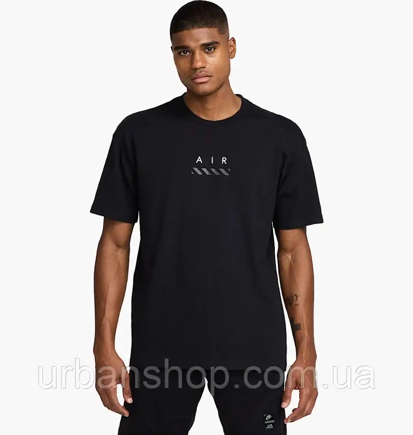 Urbanshop com ua Футболка чоловіча Nike Nsw Tee M90 Air Sp25 2 Black HJ0580-010 РОЗМІРИ ЗАПИТУЙТЕ