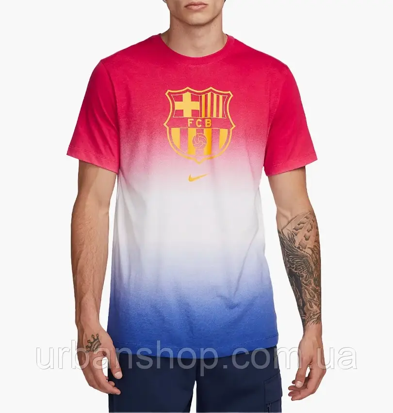 Urbanshop com ua Футболка чоловіча Nike T-Shirt Fcb M Nk Crest Ssl Tee Multi FJ1705-100 РОЗМІРИ ЗАПИТУЙТЕ